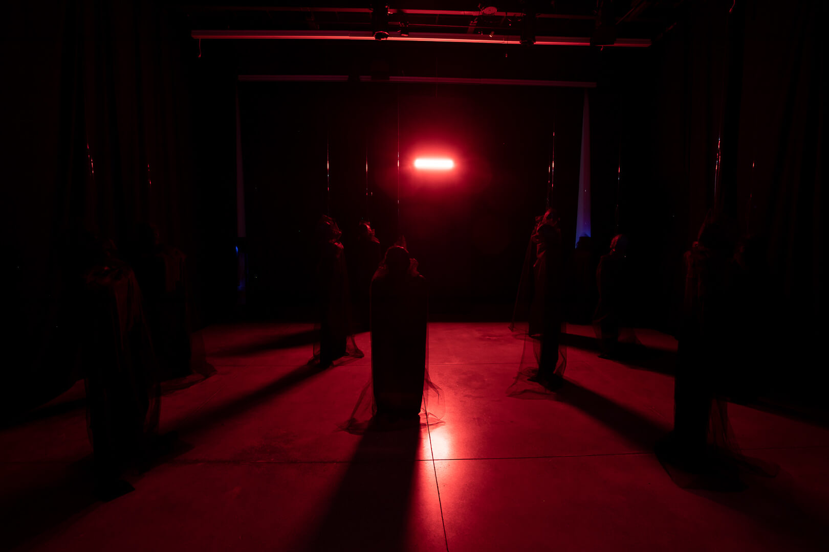 La Ciudad de las Sombras 02